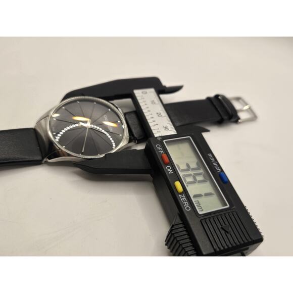 Calvin Klein Classic Black/Leather 38mm Men's Watch. K4D211CY. Excellent - Picture 5 of 7